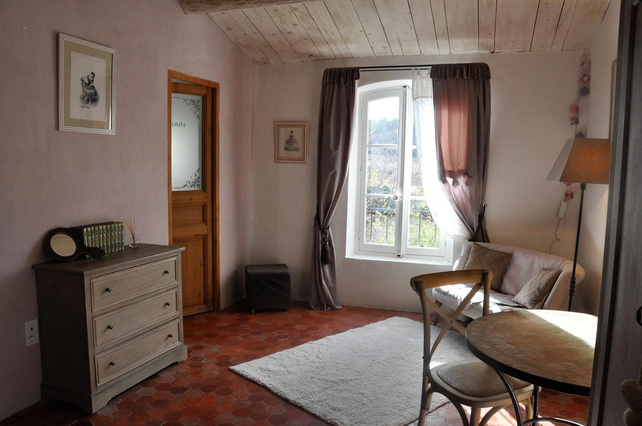 Le Mas En Provence Bed & Breakfast Entrechaux Exterior photo